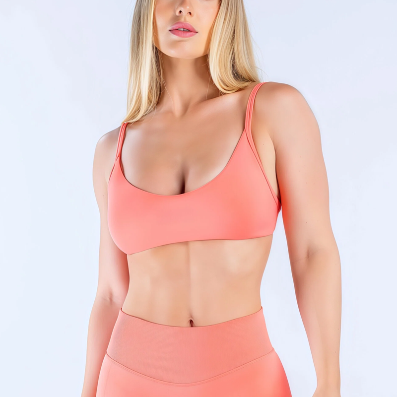 HISTELLO Impact Scoop Neck Bra - огляд і ціна Pilates Yoga Workout