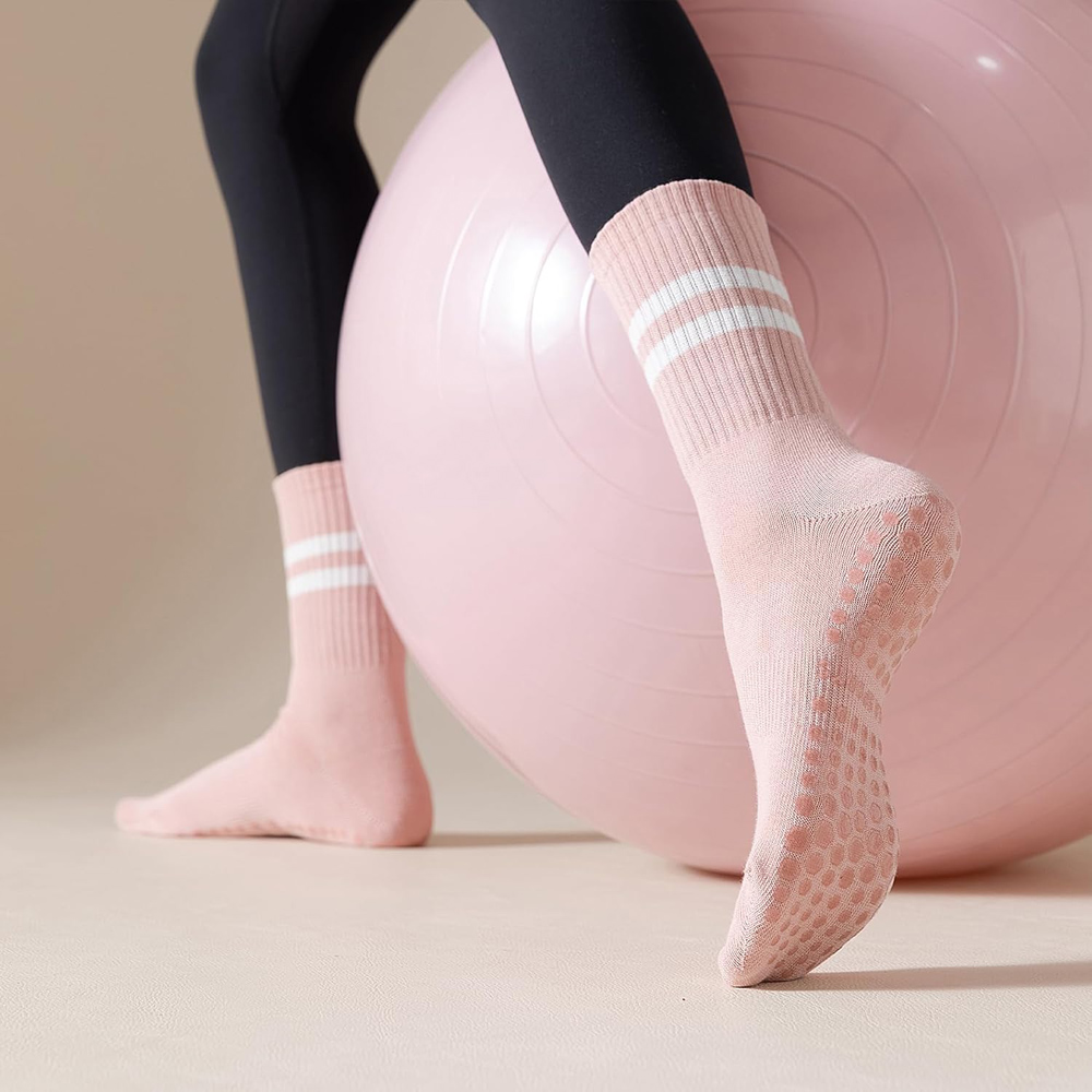 Yoga Pilates Socks with Grips  - огляд і ціна Pilates Yoga Workout