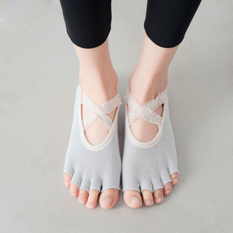 Five Finger Yoga Socks Lace Cr - огляд і ціна Pilates Yoga Workout
