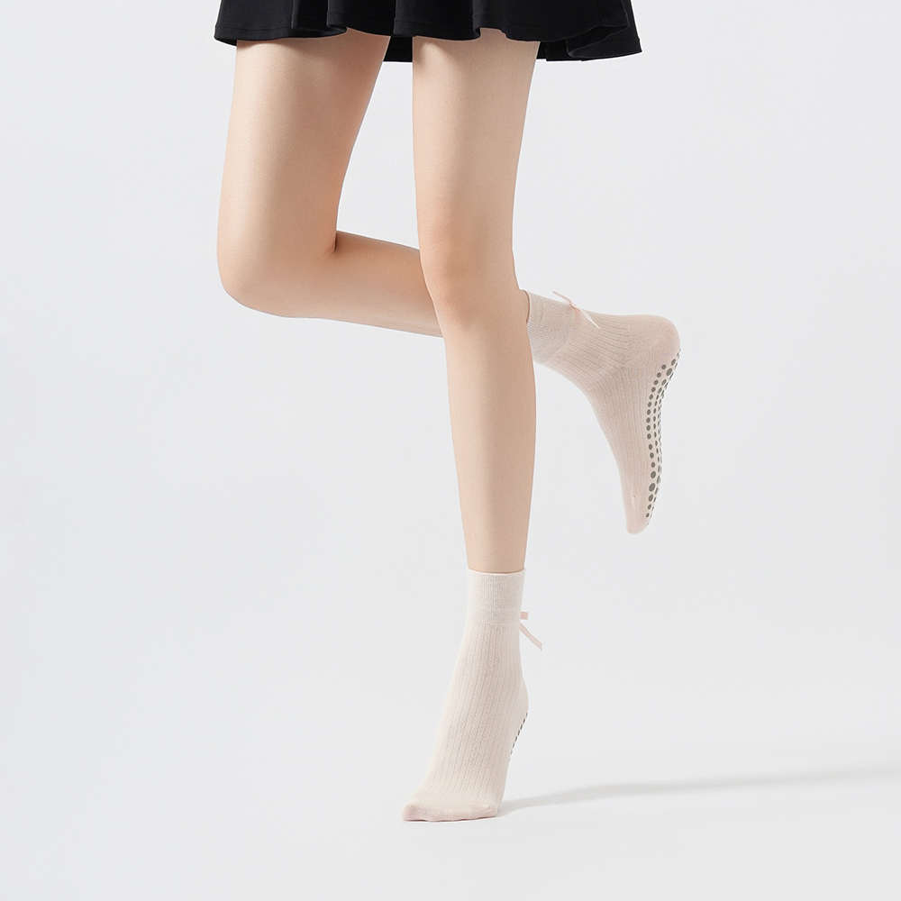 Cute Bowknot Yoga Socks Girls  - огляд і ціна Yoga Pilates Girl